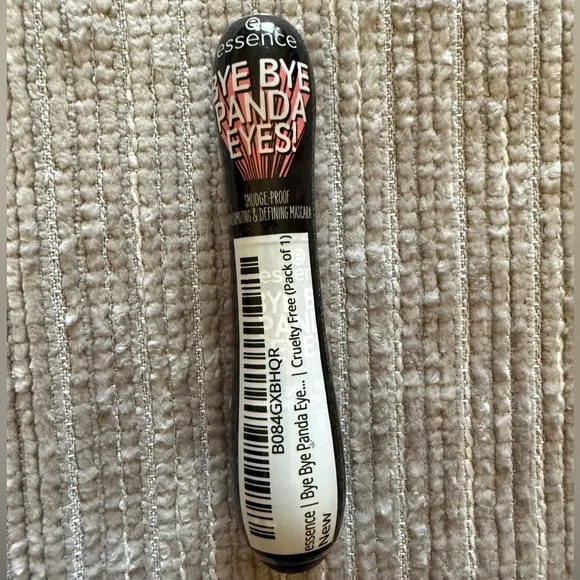 essence Bye Bye Panda Eyes