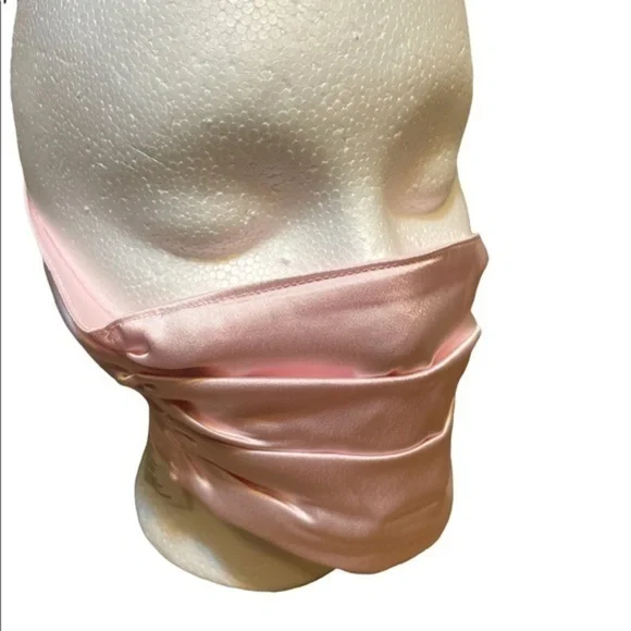 Pink polyester Barbie face mask