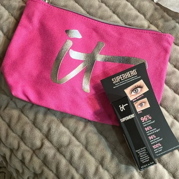 Brand New IT Cosmetics Superhero Mascara & Makeup Bag