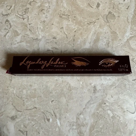 CHARLOTTE TILBURY LEGENDARY LASHES VOLUME 2 BLACK VINYL