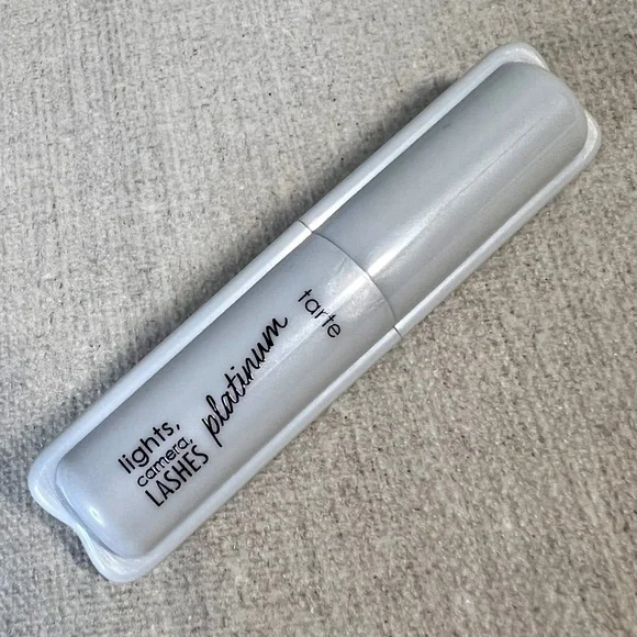 ❤️3 for $25❤️ tarte Lights, Camera, Lashes Platinum Volumizing Mascara mini
