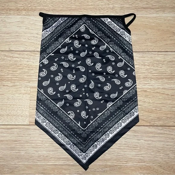 2/$20 NWOT Black and White silky soft paisley print face gaiter