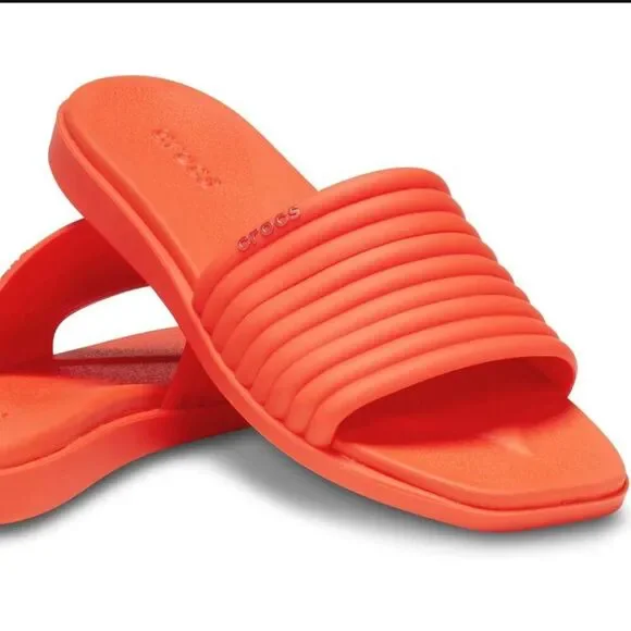 NWT Crocs Miami Slide Size 6