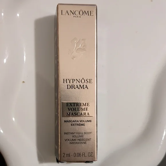Extreme Volume Mascara
