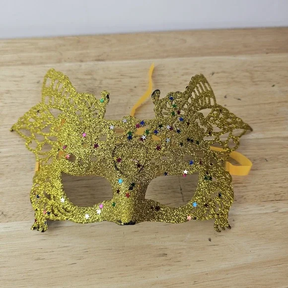Masquereade Mask Glitter Yellow Gold Leaves Fairy Mardis Gras Face‎ Wall Tie On