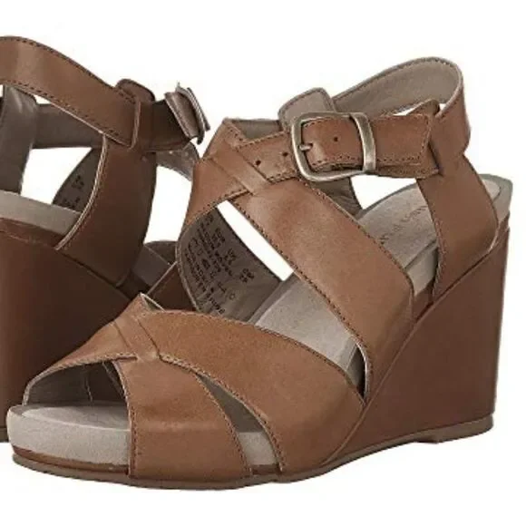 Hush Puppies Fintan Montie Tan Leather Sandal