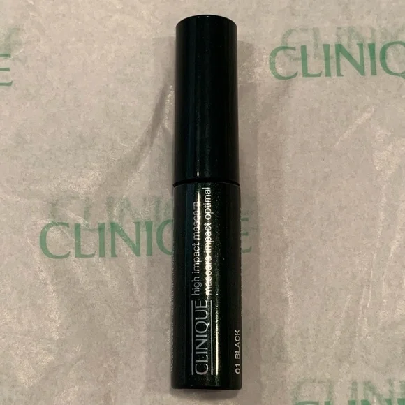 NWOT Clinique High Impact Mascara/01 Black/0.14 oz/Brand New/Lengthens/Thickens