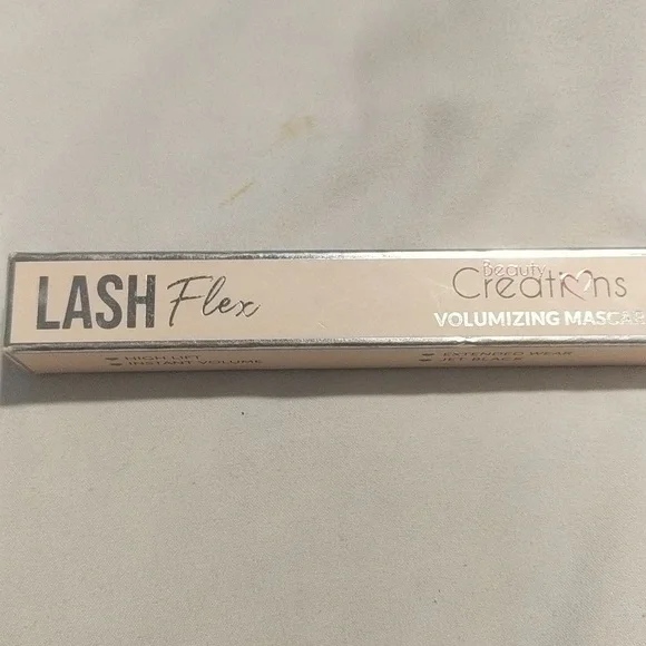 NWT Mascara