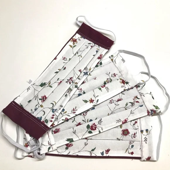 MunandMe handmade set 4 floral face masks washable