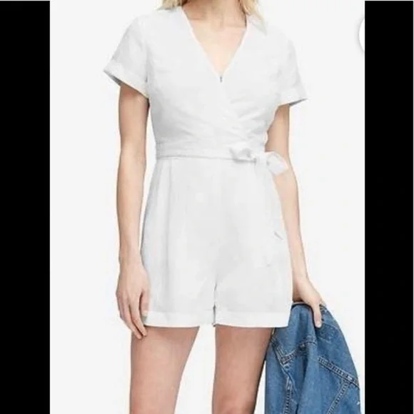 Banana Republic Linen blend romper size 0