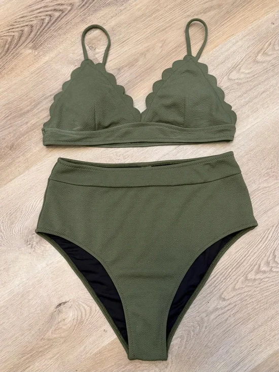 NWT Cupshe Olive Green Scalloped High Rise Bikini