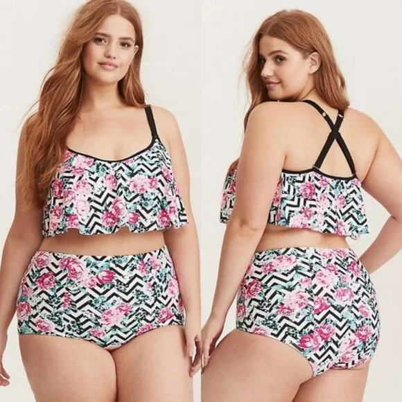 Torrid | Black and White Chevron Floral Flounce Bikini Top | Size 2