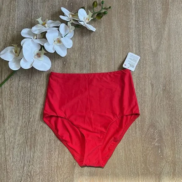 Lululemon Waterside High Waist Medium Bottom in True Red
