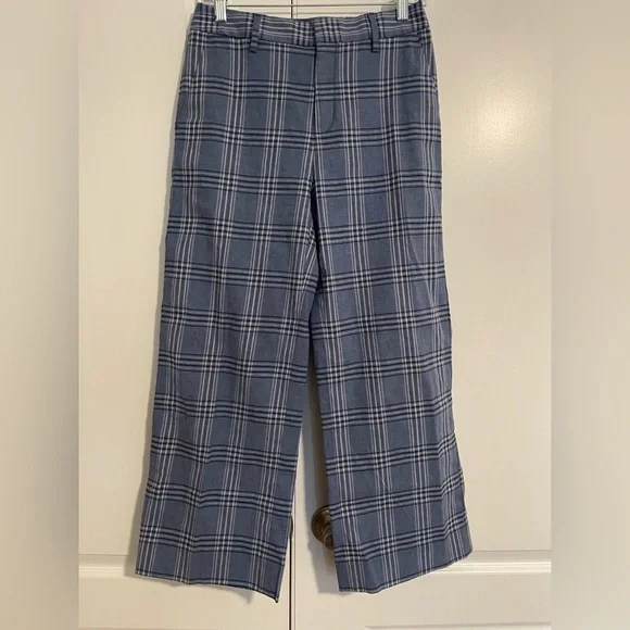 Banana Republic Women’s Blue Plaid Cropped Pants