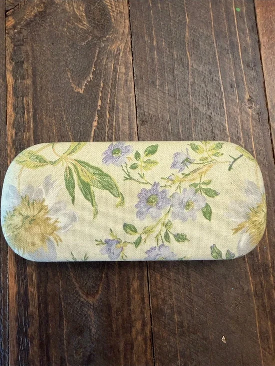 Laura Ashley hard clamshell FLORAL vintage eyeglass sunglass case GUC 6”x1”