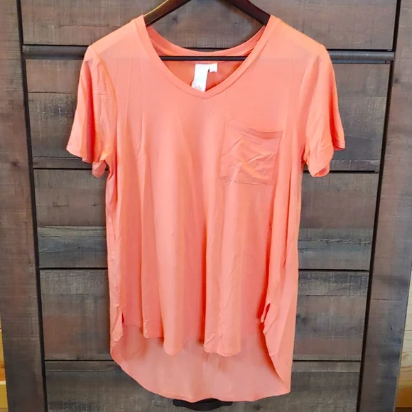 Women's pocket T