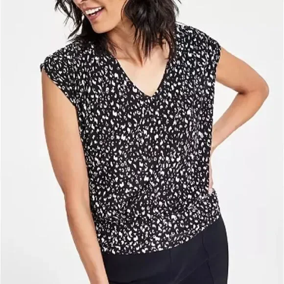 INC XXL Black and White Patterned Women's Top
