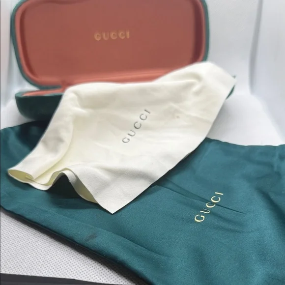 Gucci Teal and Cream Eyewear Case Set