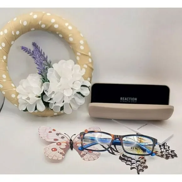 NIB - Kenneth Cole Reaction Eyeglasses with case
