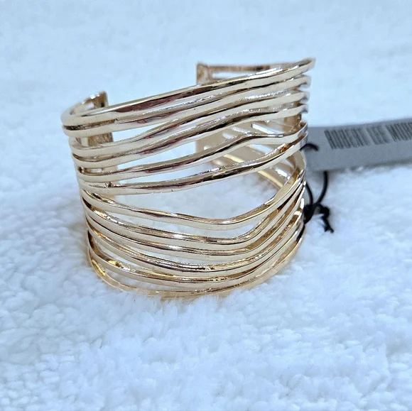 Robert Lee Morris Layered Gold💛 Wire Cuff Bracelet