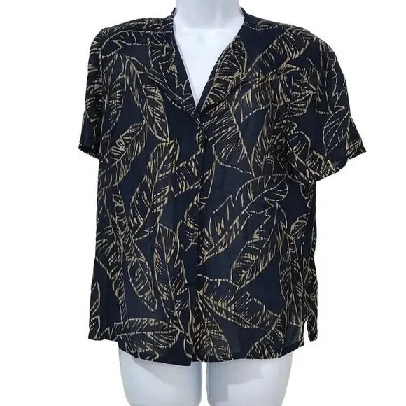 Carlisle 100% silk Dark blue blouse size 8. A398