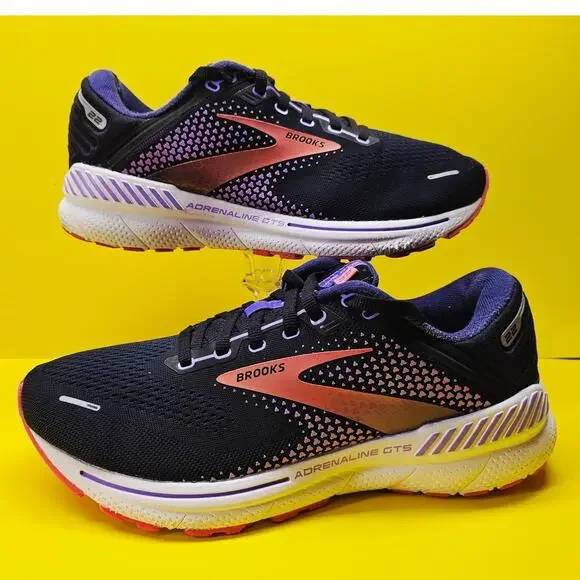 Brooks Women 10 Comfy footwear