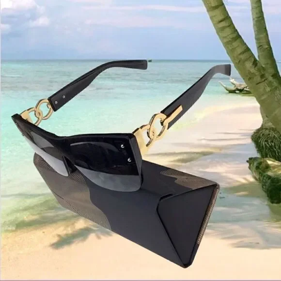 SUNGLASSES WOMEN FASHION LUXURY 💯 % UV PROTECTION WITH GOLD ACCENT LOGO