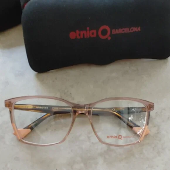 Etnia Barcelona Dorothy frames. NWOT