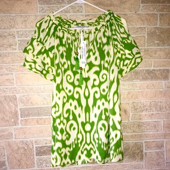 ✅Rose & Olive Blouse