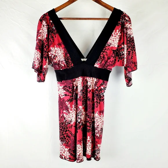 Vintage Y2K Charlotte Russe Floral Plunge Neck‎ Babydoll Top