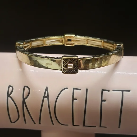 Unique Gold Tone Triangular Design Stretch Bracelet