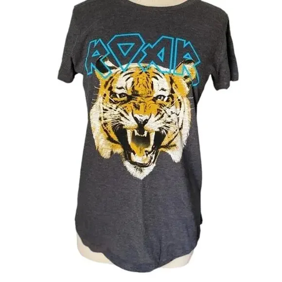 Roar Tiger Gray Curved Hem Graphic Tee Shirt Size Small NWOT