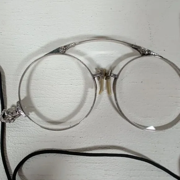 Antique 1/10 12K Gold Filled Folding Pince-Nez Lorgnette Spectacles SNAPPY