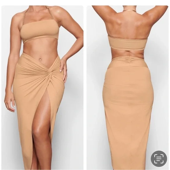 SKIMS Bandeau Bikini Top
