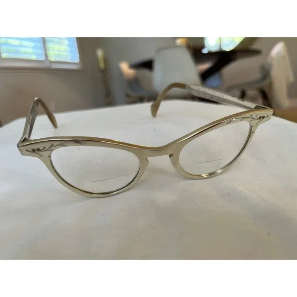Shuron Vintage Cat Eye‎ Glasses Frames Silver Gold Aluminum 48-22 4-5-1/4 1950s