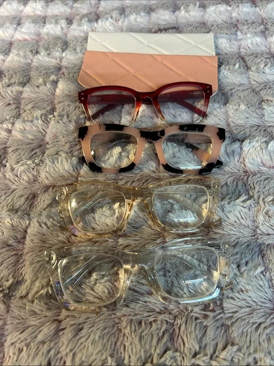 Reading Glasses +5.0 4 pairs & 2 Covers