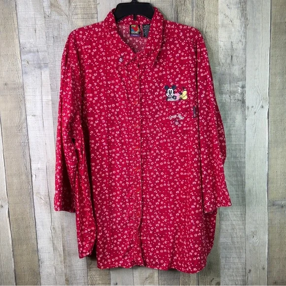 Disney Mickey Unlimited Woman Size 26W/28W Single Stitch Button Front Mickey