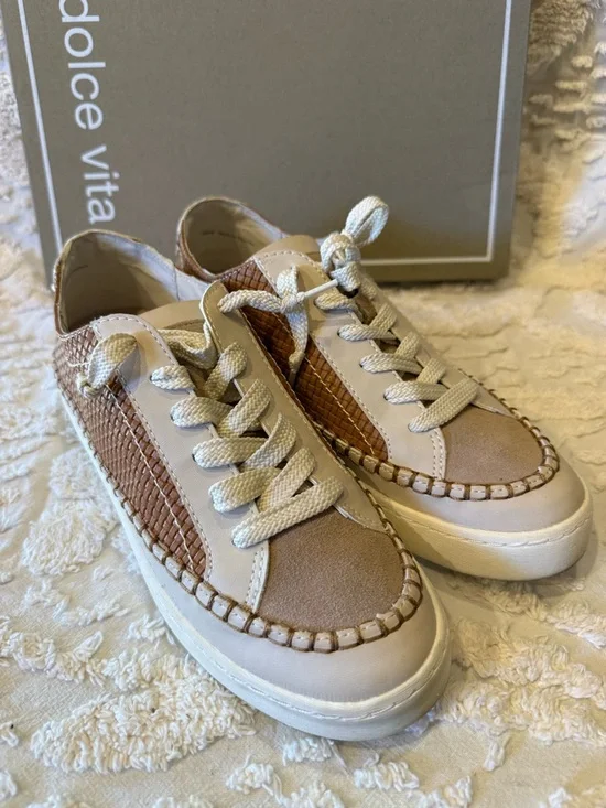 Dolce Vita Brown & Cream Woven Low-Top Sneakers #643
