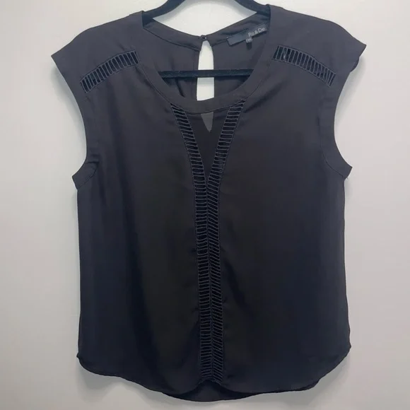 Ro & De sleeveless blouse