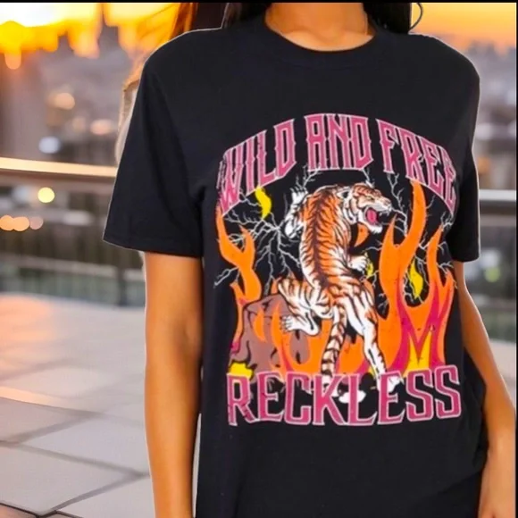 💋WILD AND FREE RECKLESS Tiger & 🔥 LIVE On The Wild Side YOLO Show.
