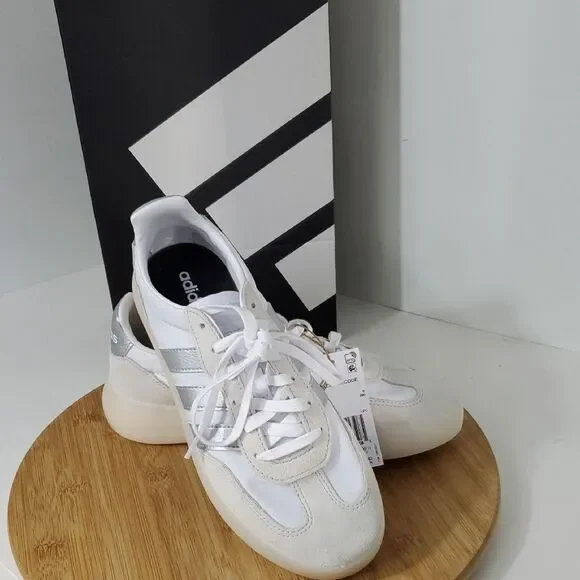 Adidas Barreda Decode Women's Tennis Shoes Size 10 White Silver NIB