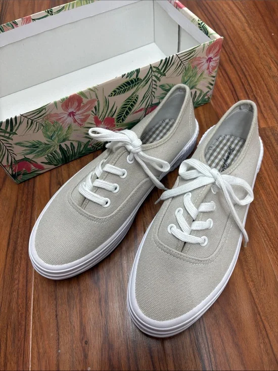 Tommy bahama shoes 9