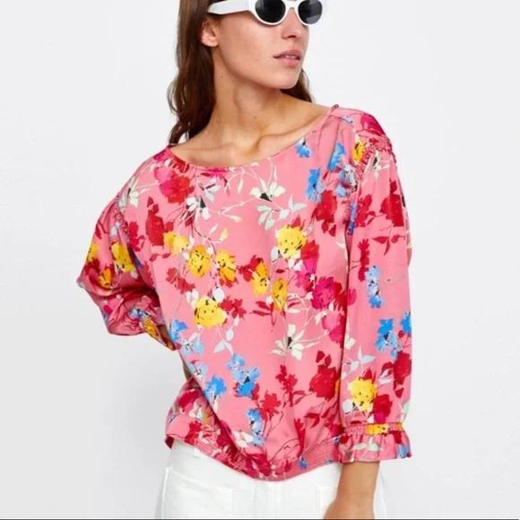 Zara long sleeve smocked bottom floral blouse