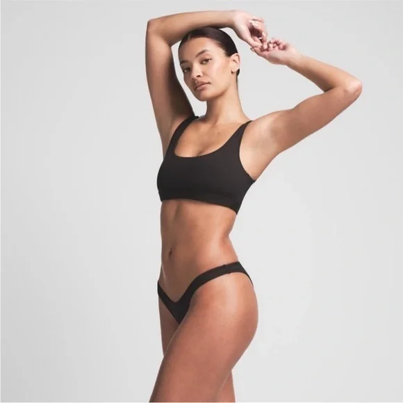 Skims black onyx recycled tank bikini top NWT size XL