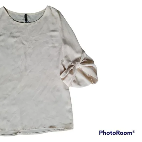 LOVE CULTURE Cream Colored Blouse - M