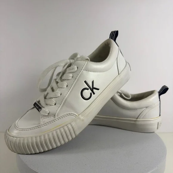 Calvin Klein Womens White CK Logo Low Top Lace Up Sneakers Ribbed Toe Cap 7.5