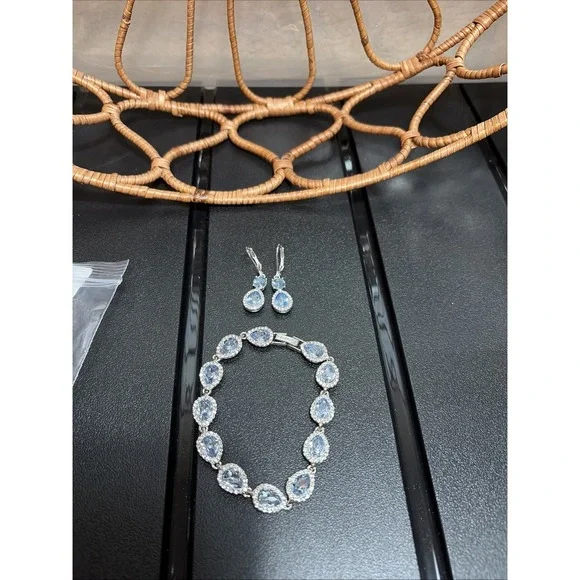 Givenchy Silver Tone Blue Stone Crystal Set Bracelet‎ Dangle Earrings Set NWOT