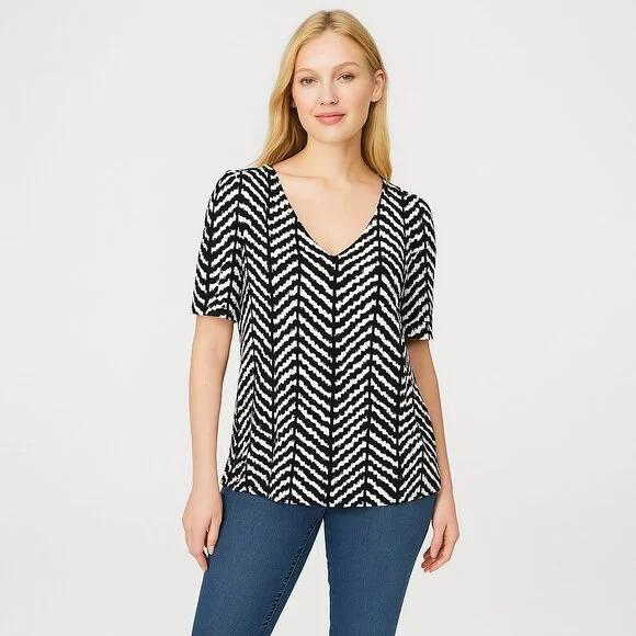 NWT White House Black Market V-Neck Puff Sleeve Top Ella Chevron Black #WHBM31