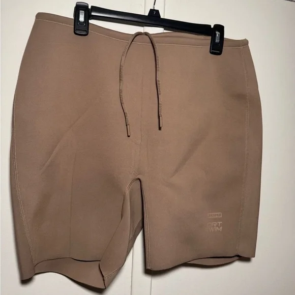 ❤️ SKIMS Sport Swim Mid Thigh Shorts 2X NWT
