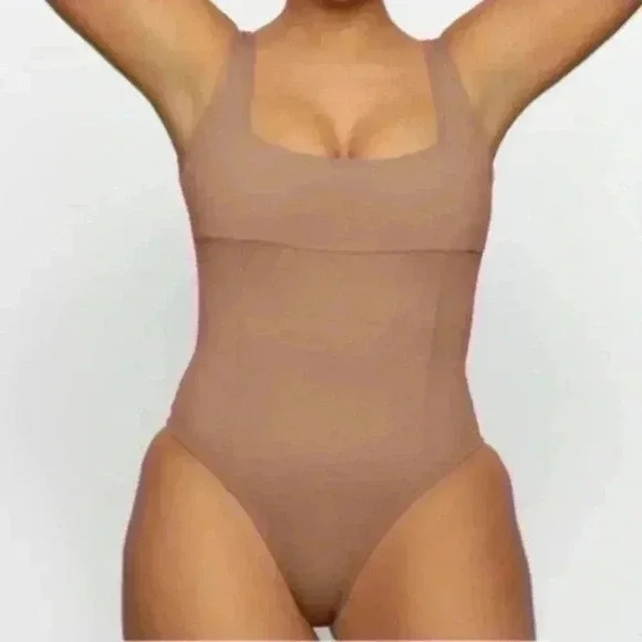 Skims Sculpting Swimsuit One Piece Sienna 3x